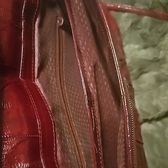 Beautiful EEL Skin Handbag - Picture 5 of 6